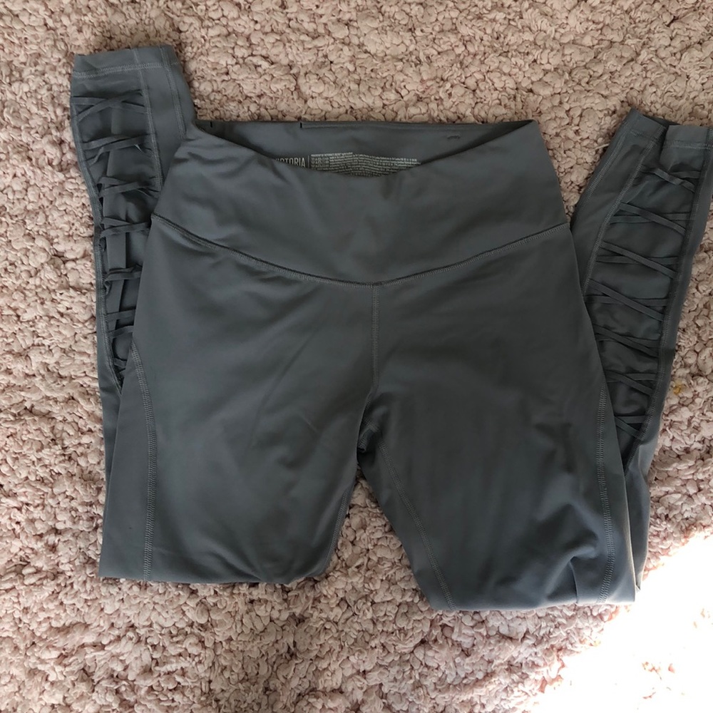 Victoria’s Secret knockout tight